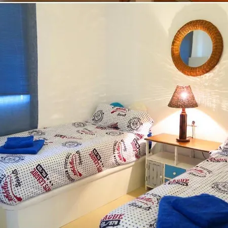 с видом на море и бассейном , 600 м от пляжа Apartment *