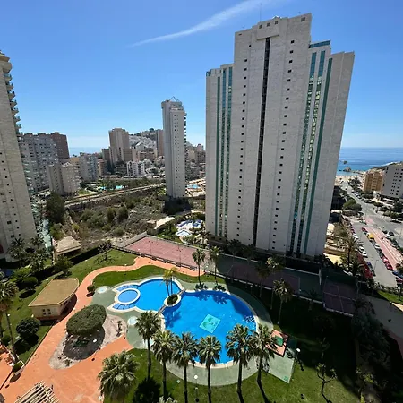 с видом на море и бассейном , 600 м от пляжа Apartment Cala de Finestrat