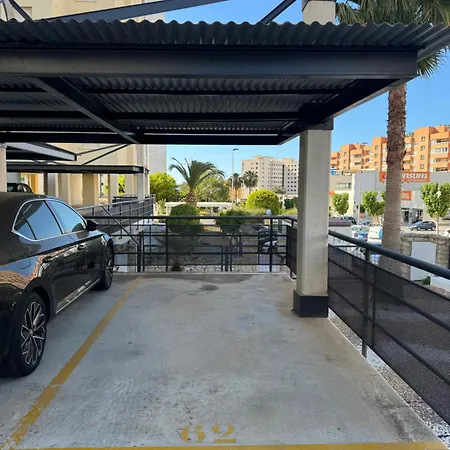 Apartment с видом на море и бассейном , 600 м от пляжа